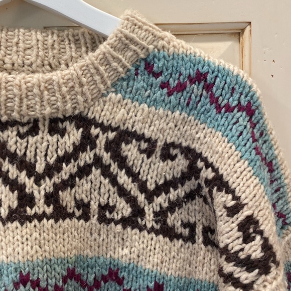 Vintage 90’s Peruvian unisex Cozy Patterned Sweater - Blue and Cream fair isle - Picture 3 of 4